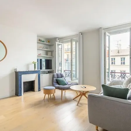 Bastille Nest In 12 Paris
