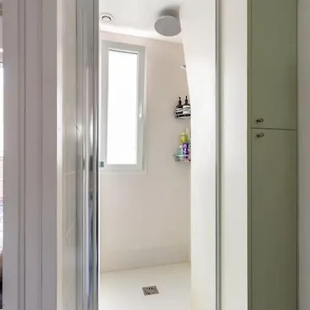 Bastille Nest In 12 Paris